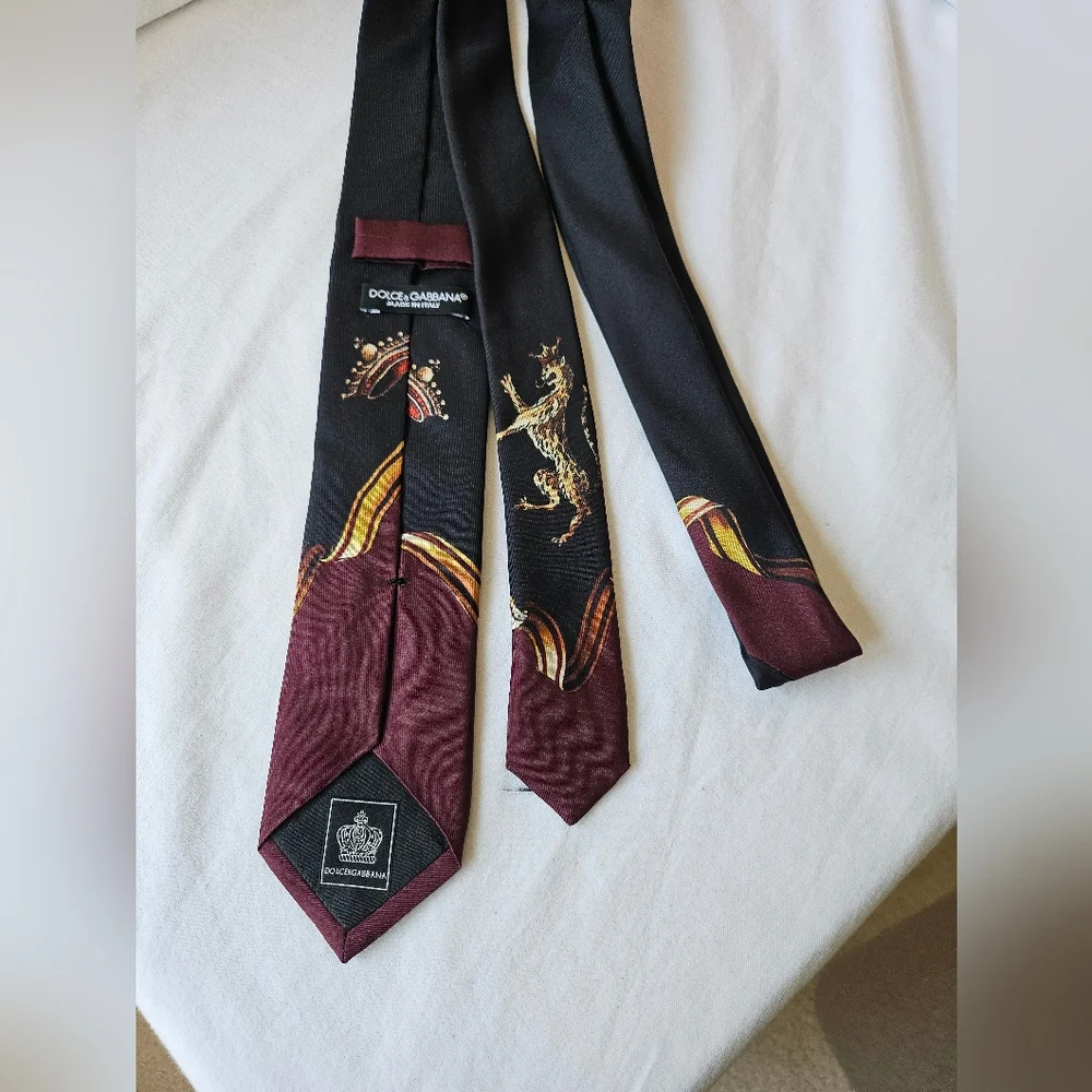 Dolce & Gabanna Tie - Picture 2 of 9